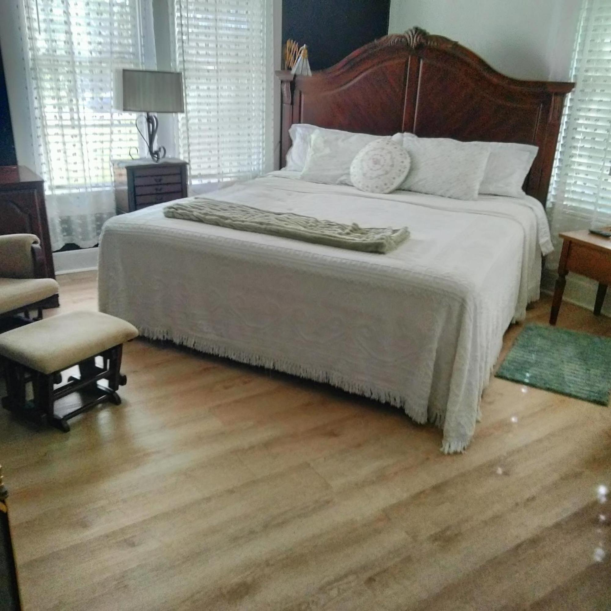 Hotel Nonie'S Ruston Esterno foto